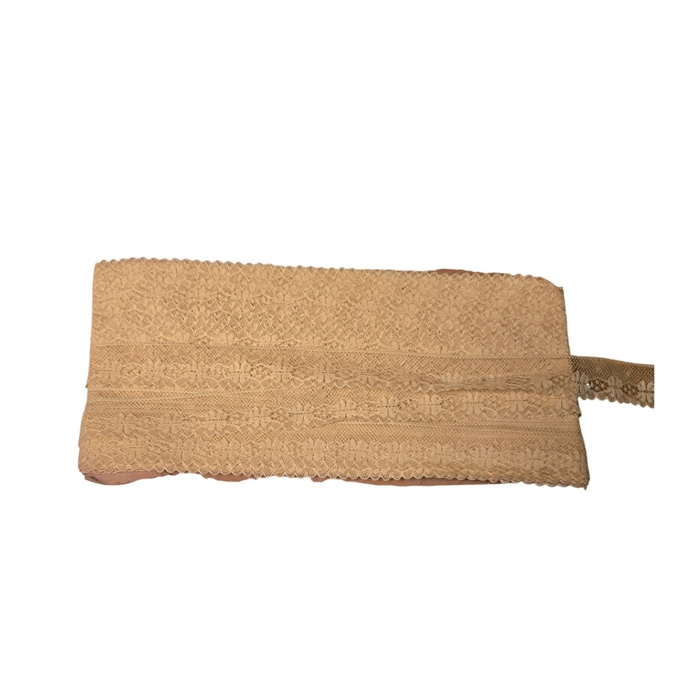 Vintage Style Beige Floral Lace‎ Trim Scalloped Edge Sewing Ribbon 3/4 Inch Wide